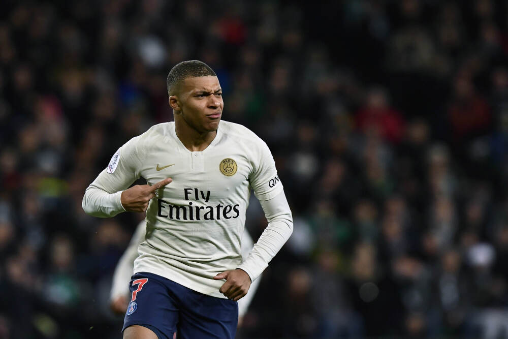 沐曦股份：预计去年亏损同比收窄43.36%至53.86%